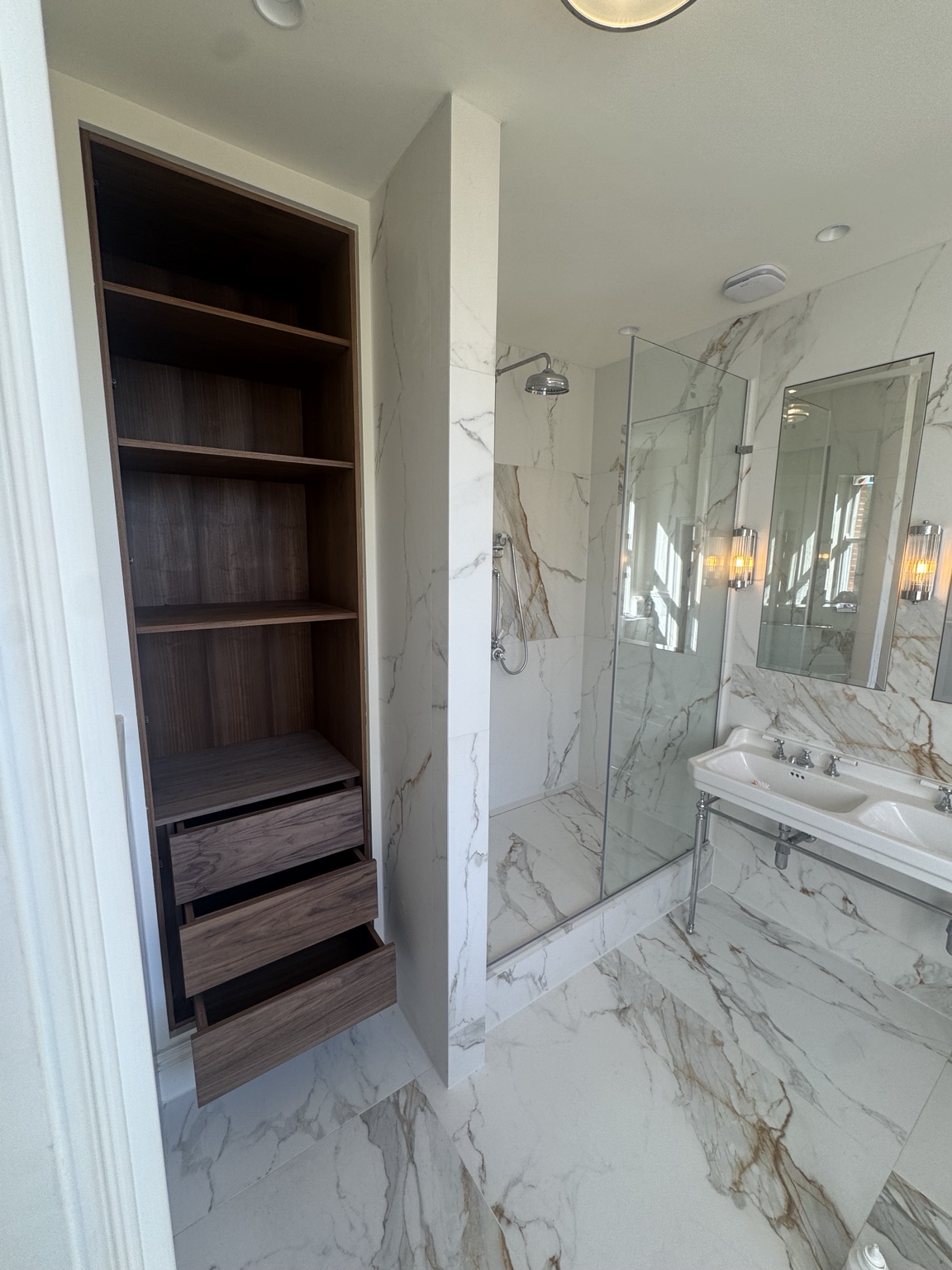 Walnut veneer storage in the York Mansion master en suite